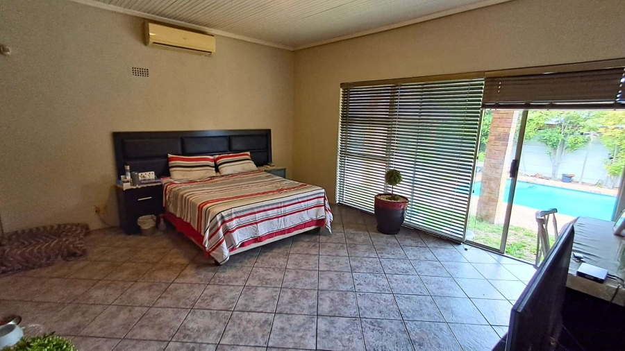 To Let 4 Bedroom Property for Rent in Vredenberg Western Cape